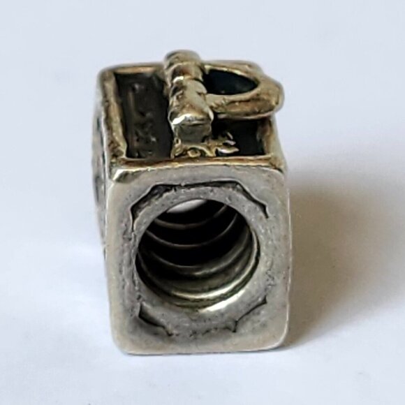 AUTHENTIC PANDORA SUITCASE CHARM LUGGAGE World Traveler Charm Bracelet SILVER - Picture 6 of 7